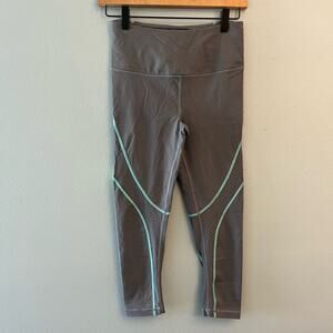 Victoria’s Secret Sport Knockout Capris